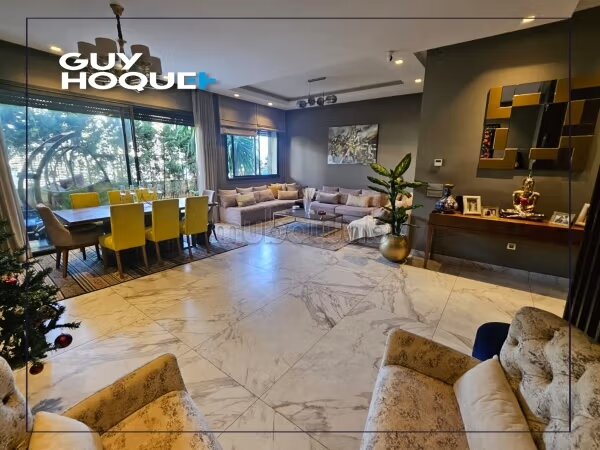 220 m² Apartment for Sale in Casablanca — Photo 45