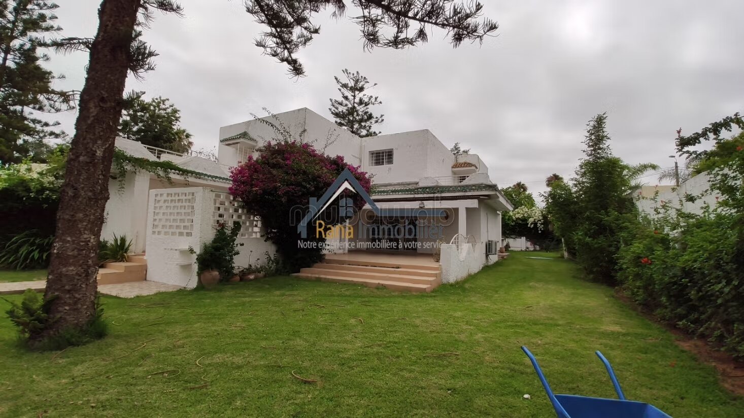 Villa 2000 m² for rent in Rabat – Souissi — Photo 6