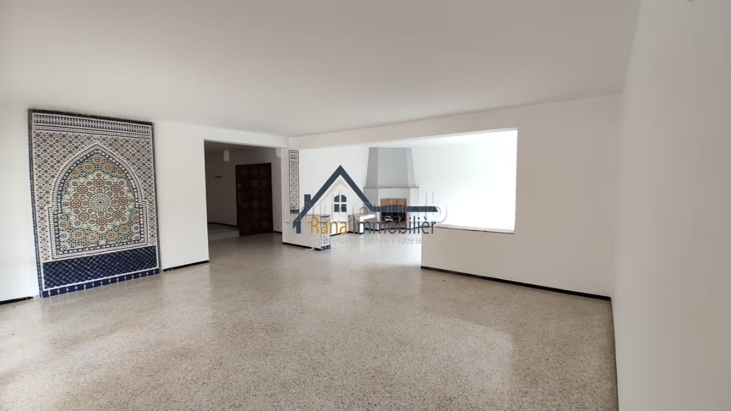 Villa 2000 m² for rent in Rabat – Souissi — Photo 22