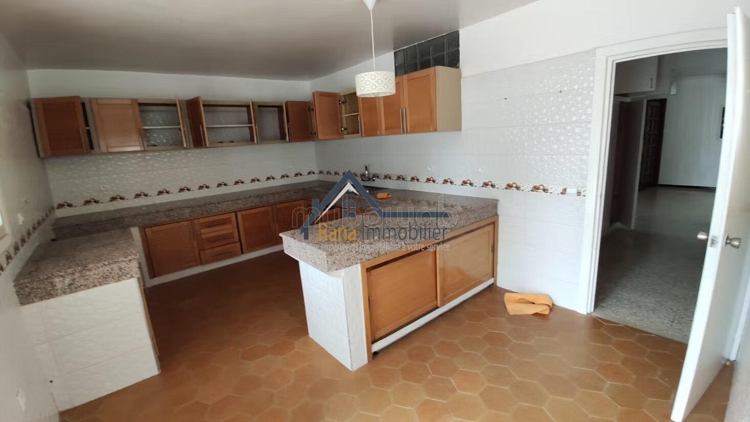 Villa 2000 m² for rent in Rabat – Souissi — Photo 32