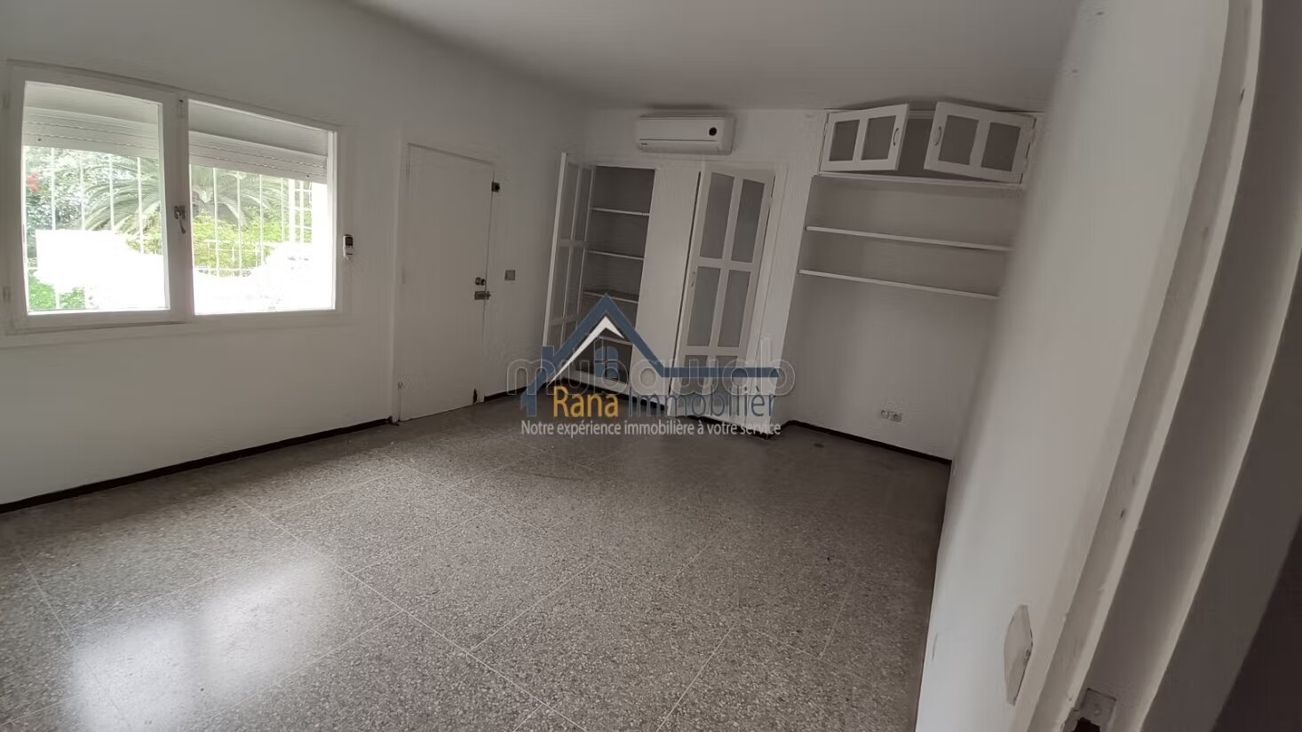 Villa 2000 m² for rent in Rabat – Souissi — Photo 34