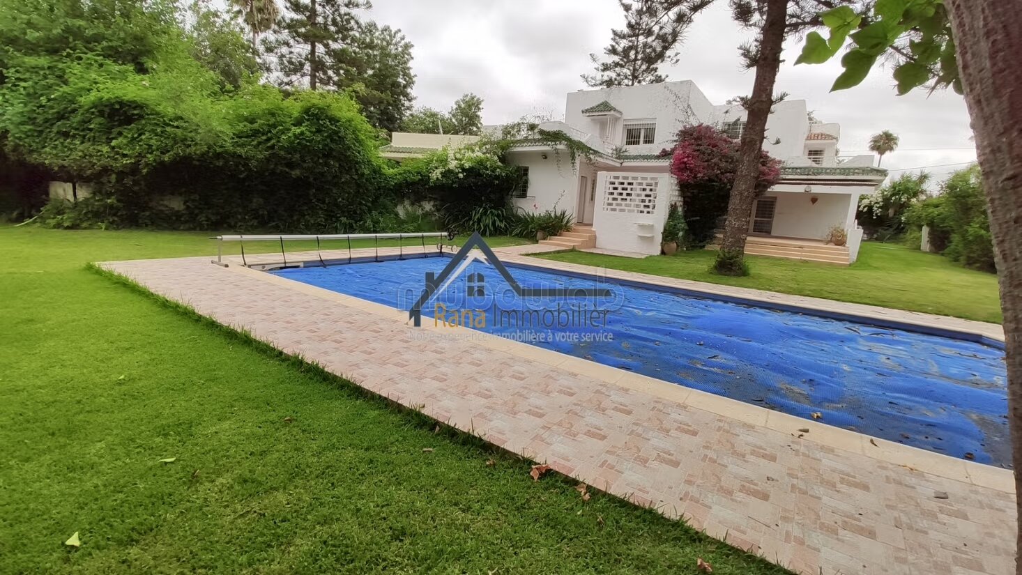Villa 2000 m² for rent in Rabat – Souissi — Photo 15