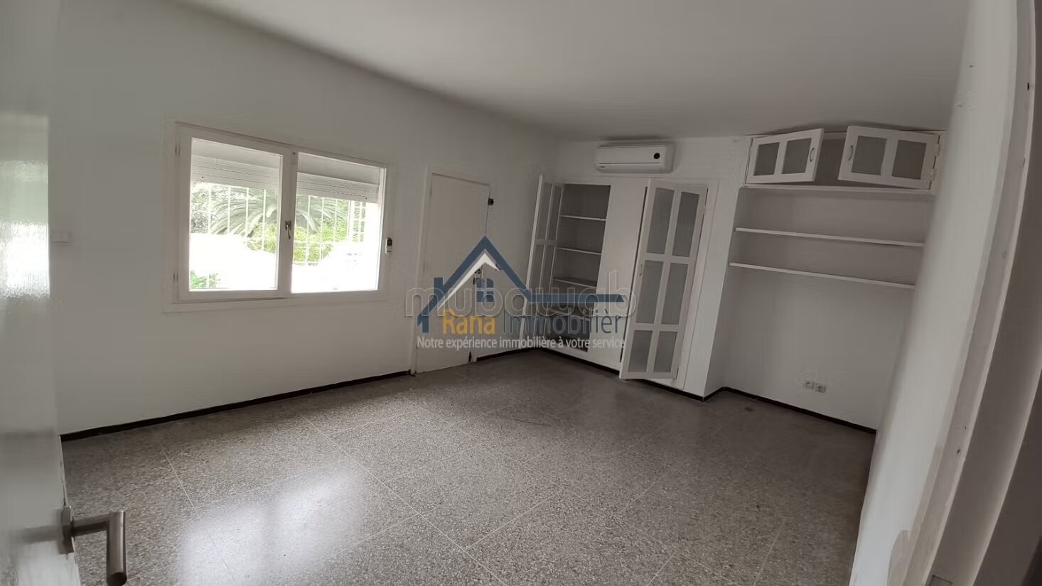 Villa 2000 m² for rent in Rabat – Souissi — Photo 35