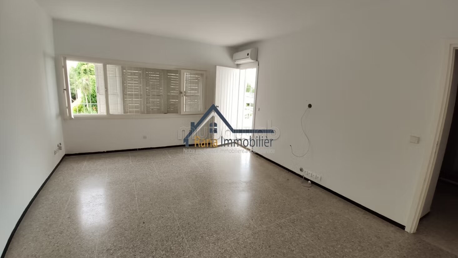 Villa 2000 m² for rent in Rabat – Souissi — Photo 41