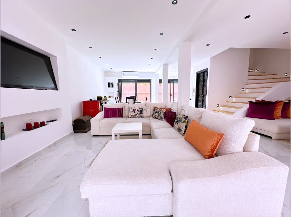 Villa 150 m² for rent in Marrakech — Photo 8