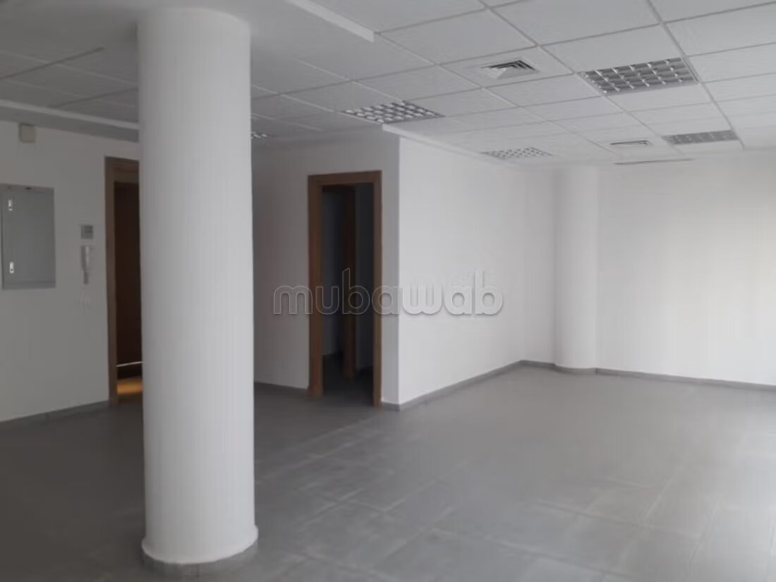 Office 46 m² for rent in Casablanca — Photo 6