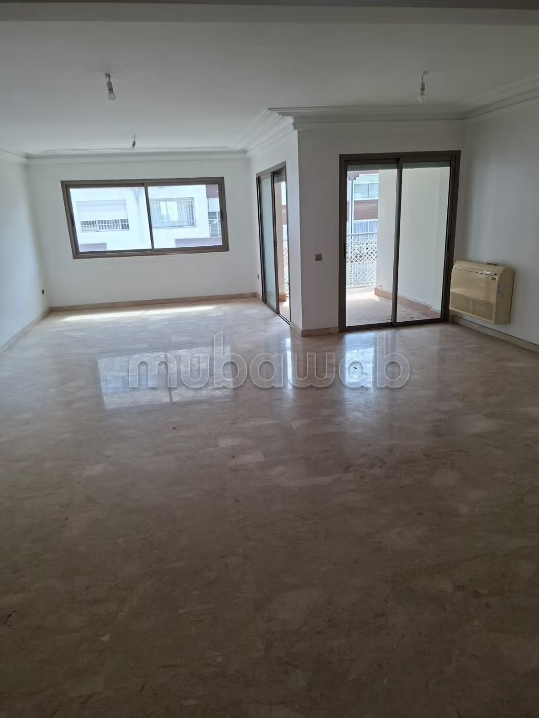 Luxury Apartment with Terrace and Balcony for Sale