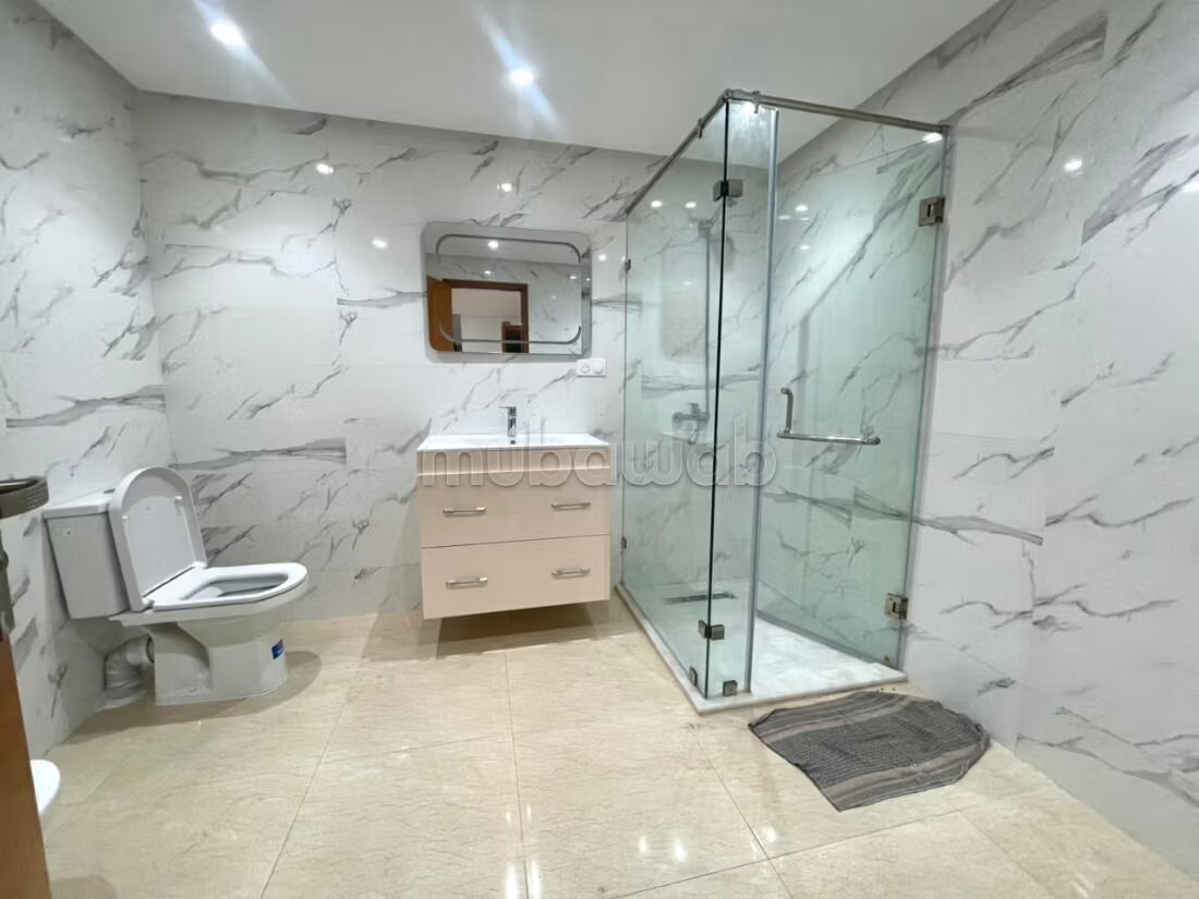 Villa 380 m² à louer à الدار البيضاء — Photo 26