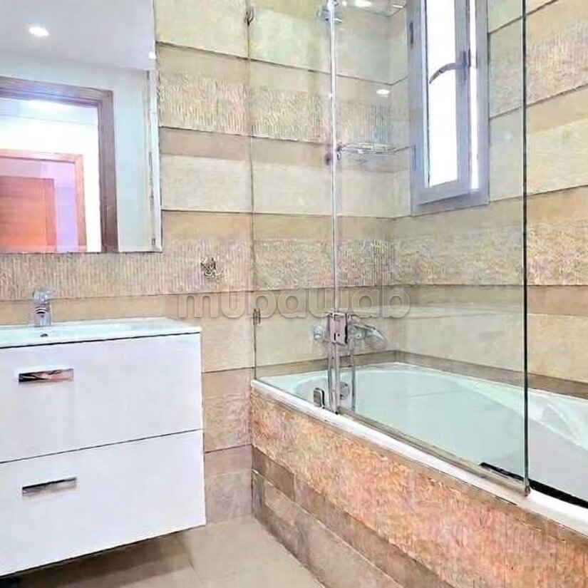 Villa 278 m² for rent in Casablanca — Photo 10