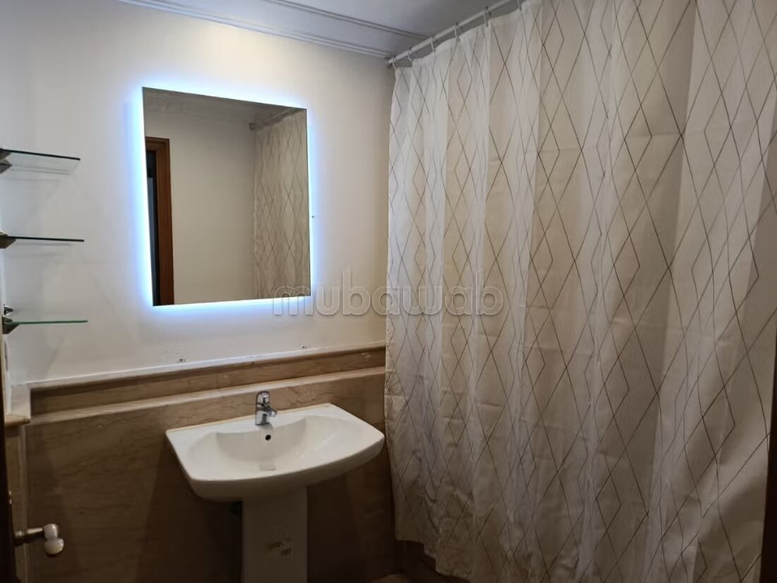 Studio 79 m² à louer à Casablanca — Photo 9