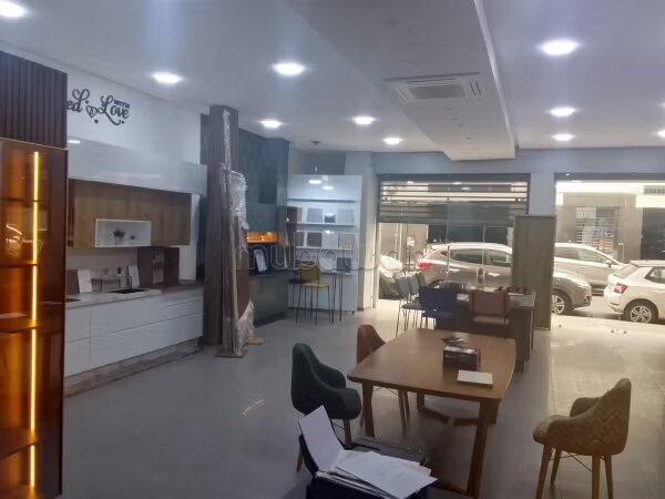 Bureau 130 m² à louer à Casablanca — Photo 3