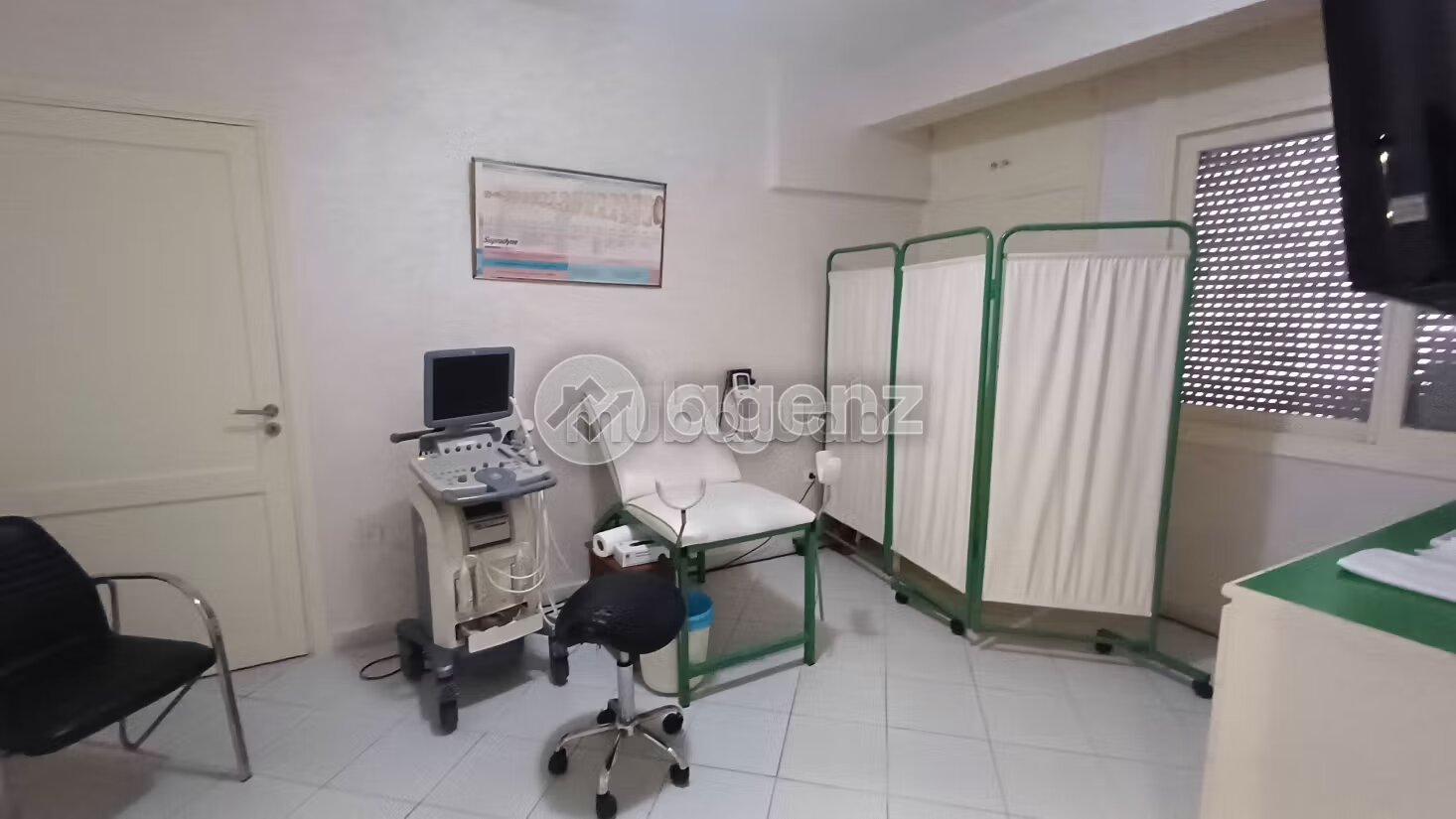 Office 141 m² for rent in Casablanca – Maârif — Photo 36