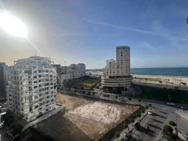 Appartement 140 m² à louer à Tanger (quartier administratif) — Photo 36