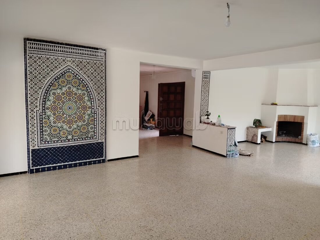 Villa 1300 m² à louer à Rabat — Photo 7