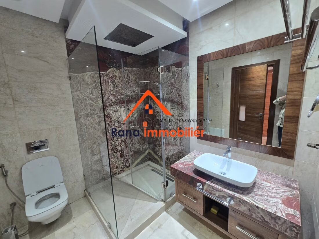 Villa 200 m² à louer à Rabat – Agdal — Photo 15