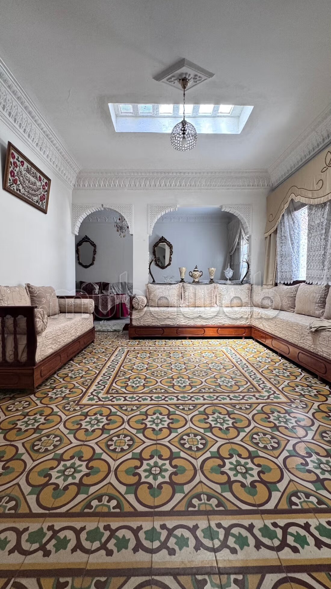 Très belle maison à vendre à Touabel. 2 grands espaces de vi...