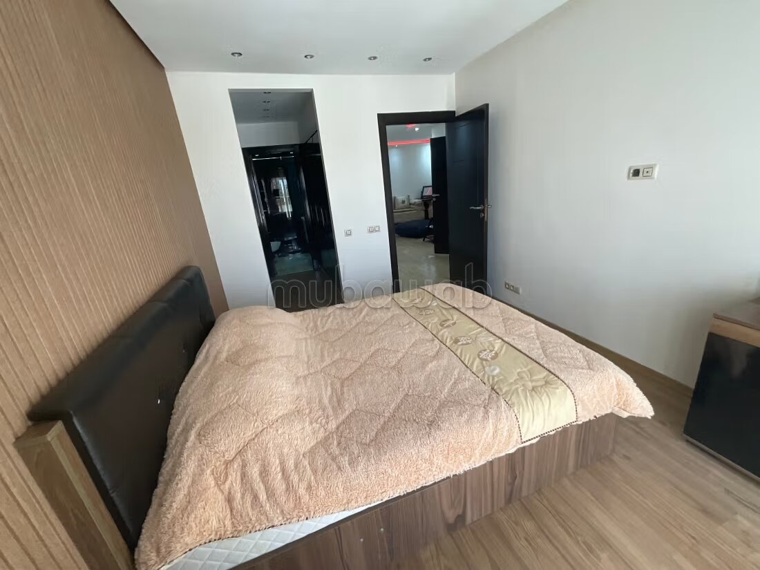 فيلا 220 م² للإيجار في الدار البيضاء — Photo 5