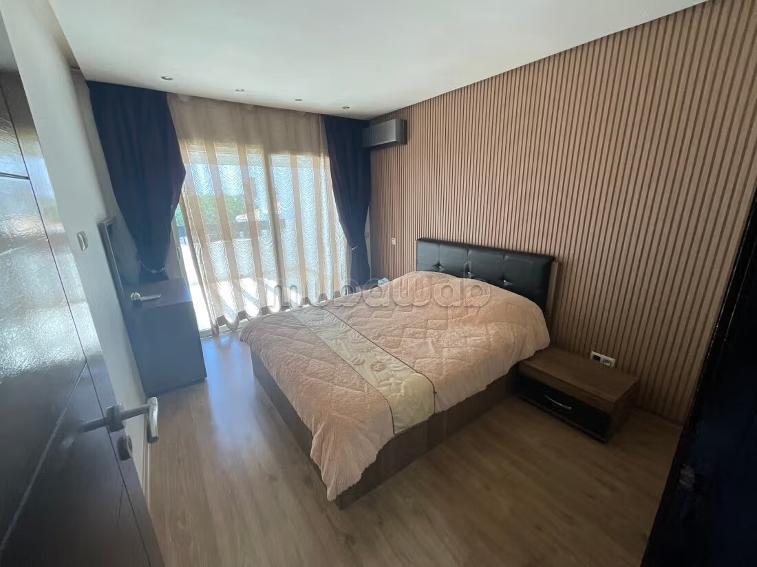 فيلا 220 م² للإيجار في الدار البيضاء — Photo 7
