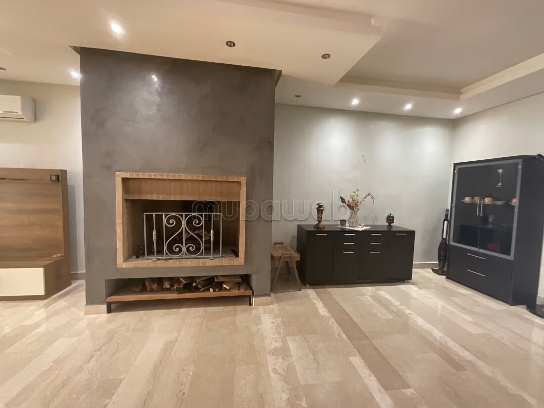 فيلا 220 م² للإيجار في الدار البيضاء — Photo 24