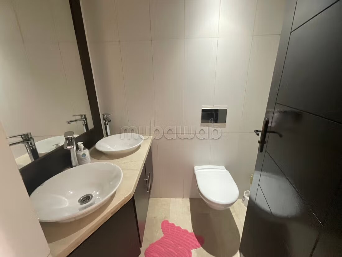 فيلا 220 م² للإيجار في الدار البيضاء — Photo 28