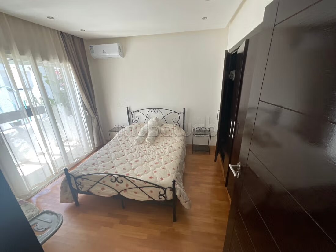 فيلا 220 م² للإيجار في الدار البيضاء — Photo 38