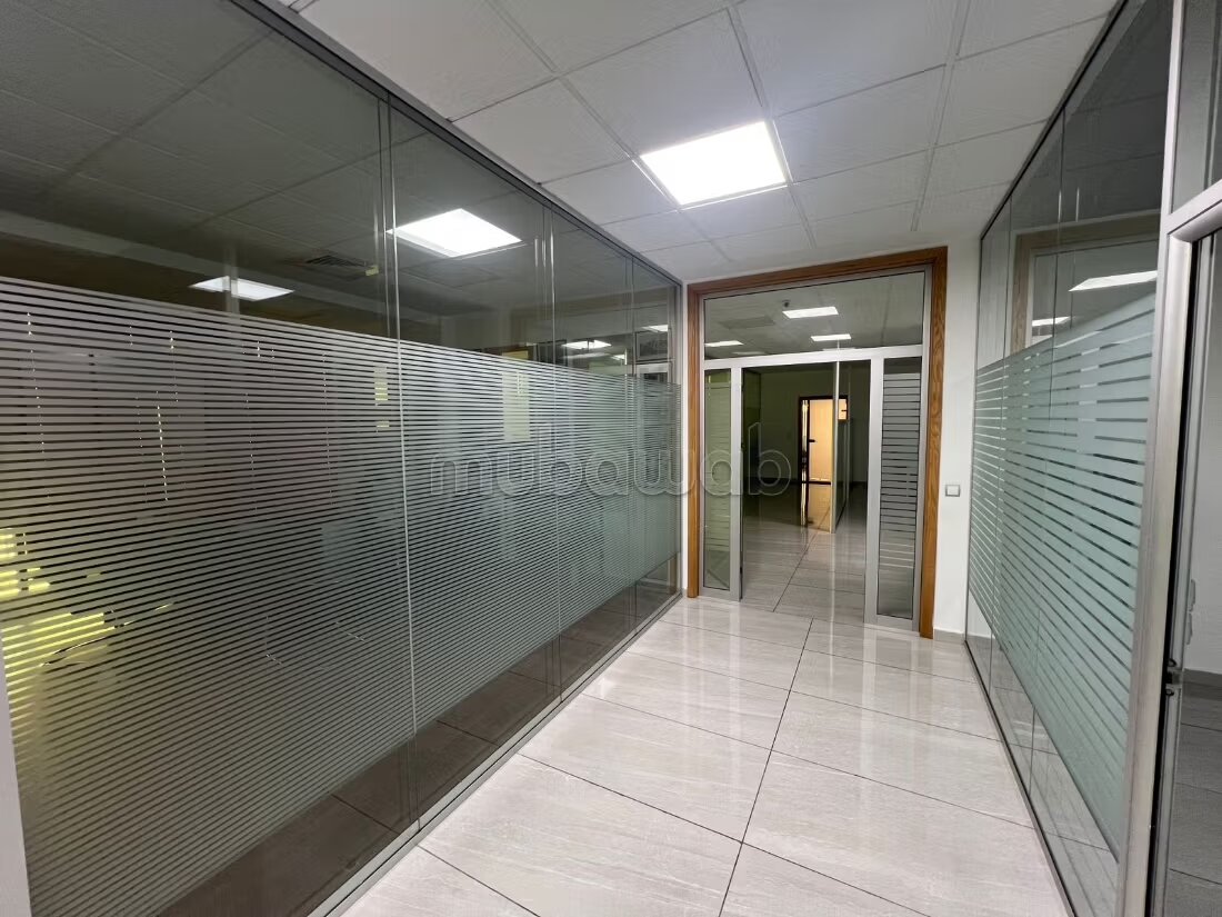 Office 196 sqm for rent in Casablanca — Photo 8