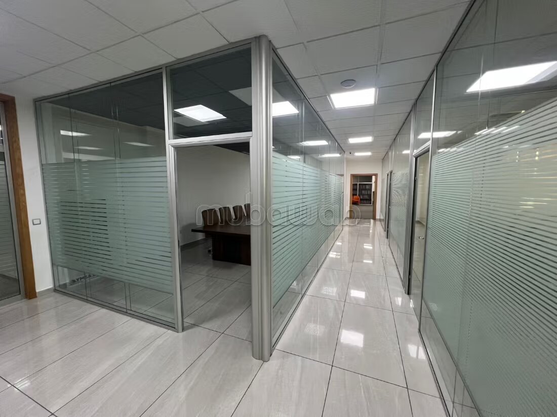 Office 196 sqm for rent in Casablanca — Photo 10