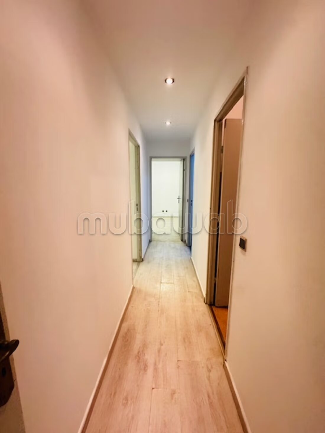 Bureau 127 m² à louer à الدار البيضاء — Photo 14