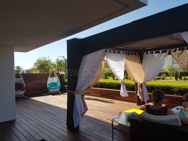 Villa 1400 m² à louer à بوزنيقة — Photo 40