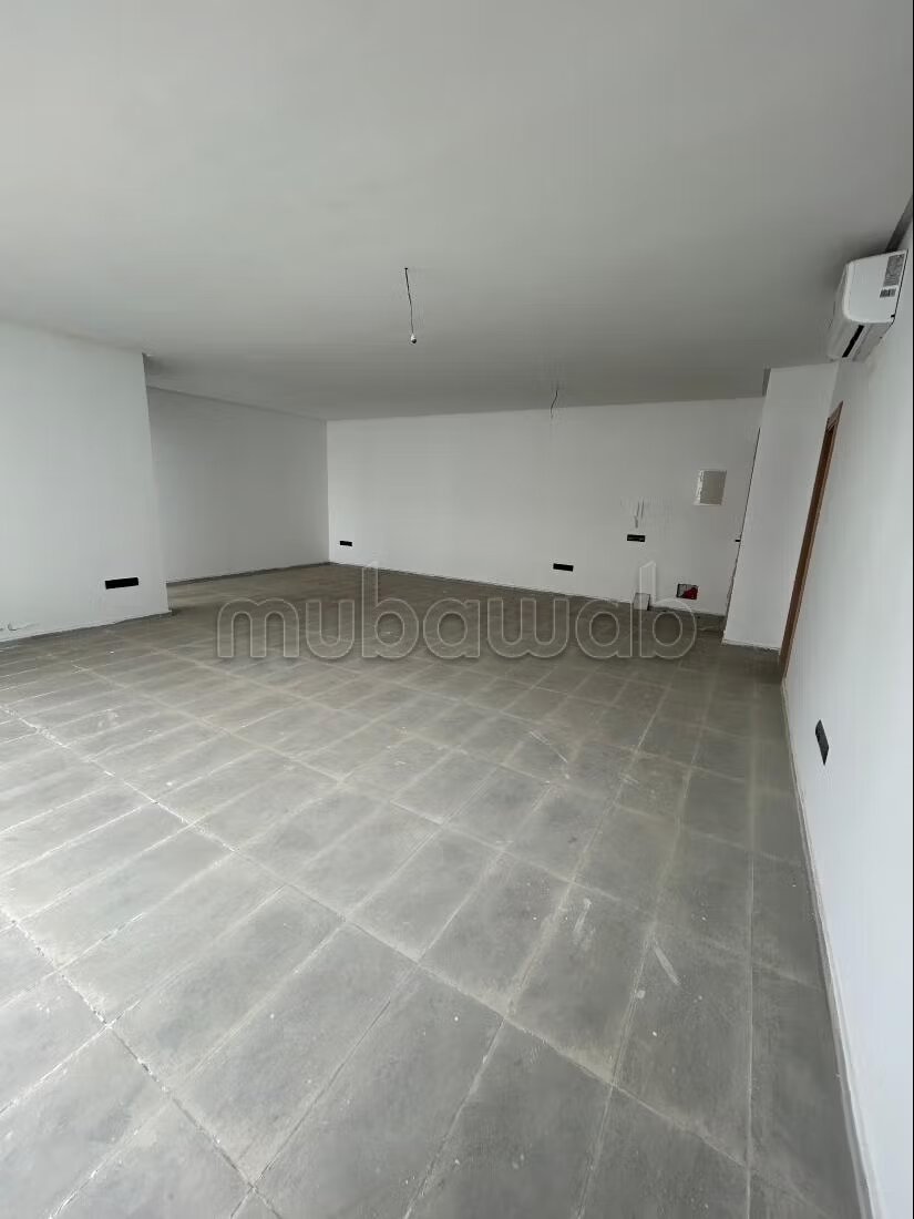 60 m² Office for Sale in Casablanca — Photo 2