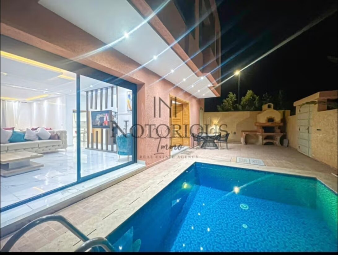 Villa 243 m² à vendre à Marrakech — Photo 2