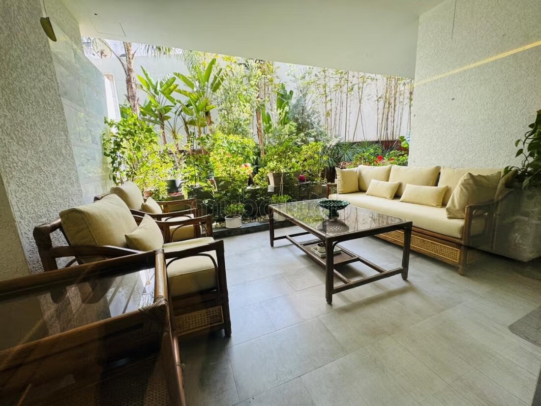 Apartment 160 m² for rent in Casablanca (Triangle d'Or) — Photo 2