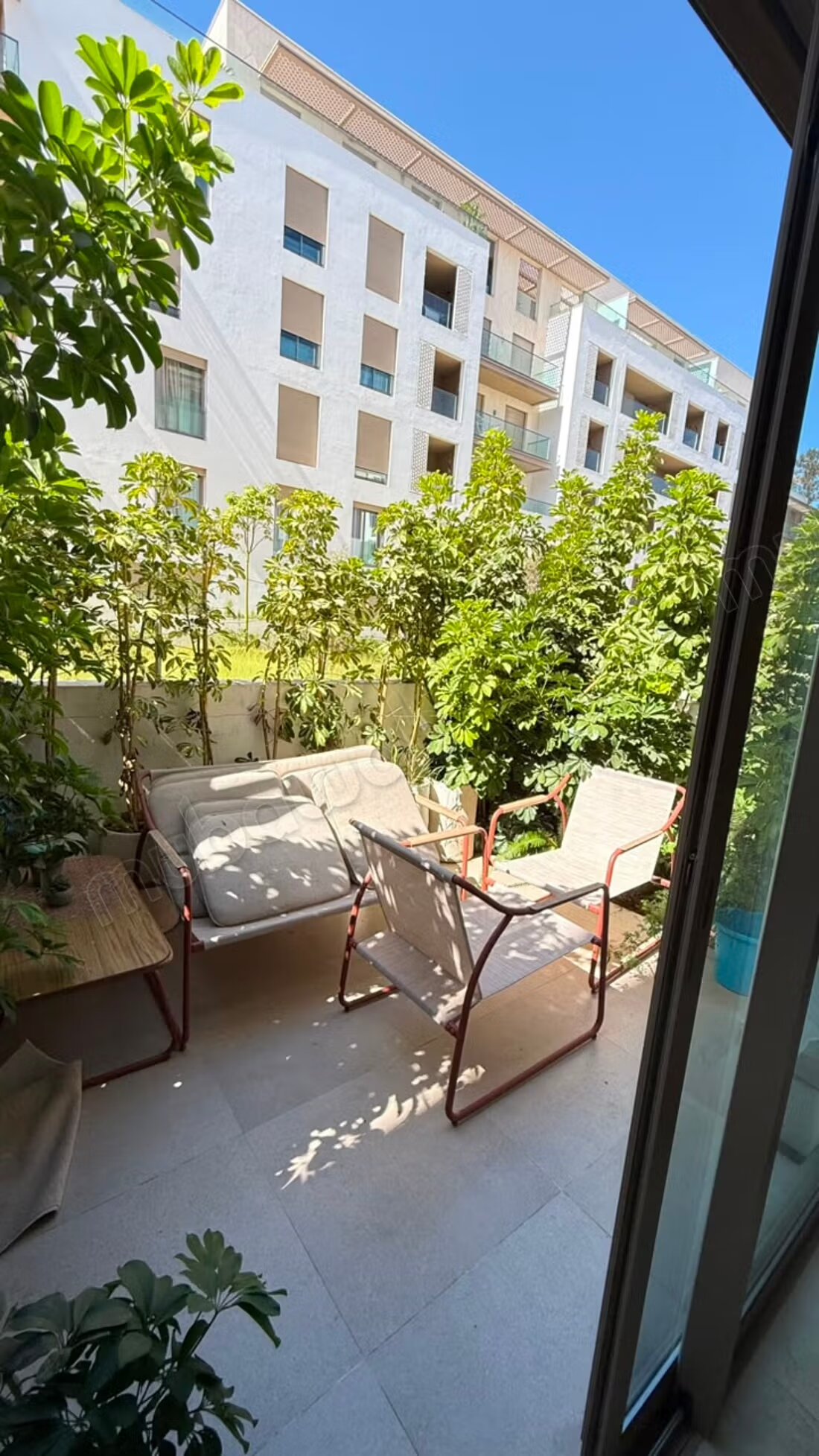 Appartement 74 m² à louer à Rabat — Photo 2