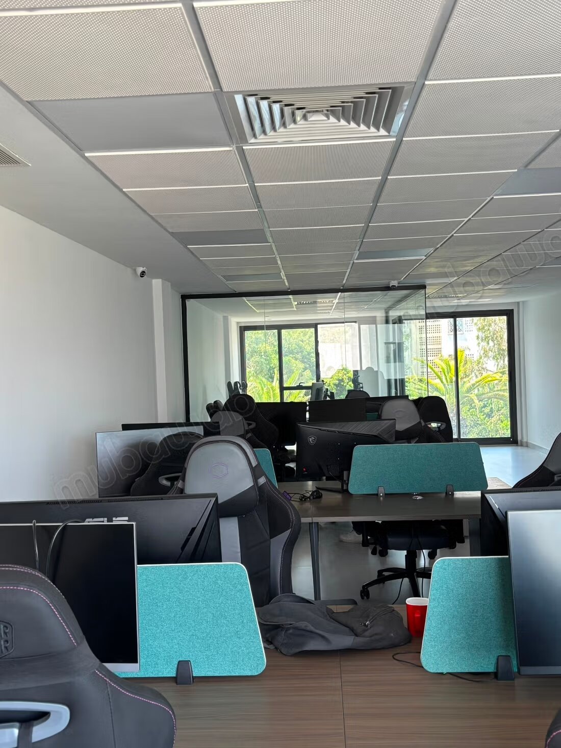 Bureau 94 m² à louer à Casablanca — Photo 2
