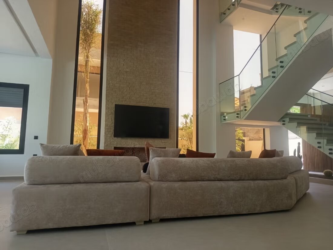 Villa 450 m² for rent in Marrakech — Photo 2