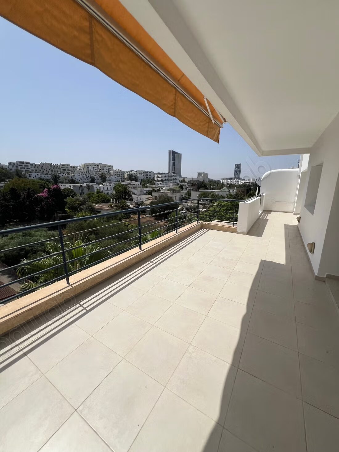 Appartement à louer à Rabat — Photo 2