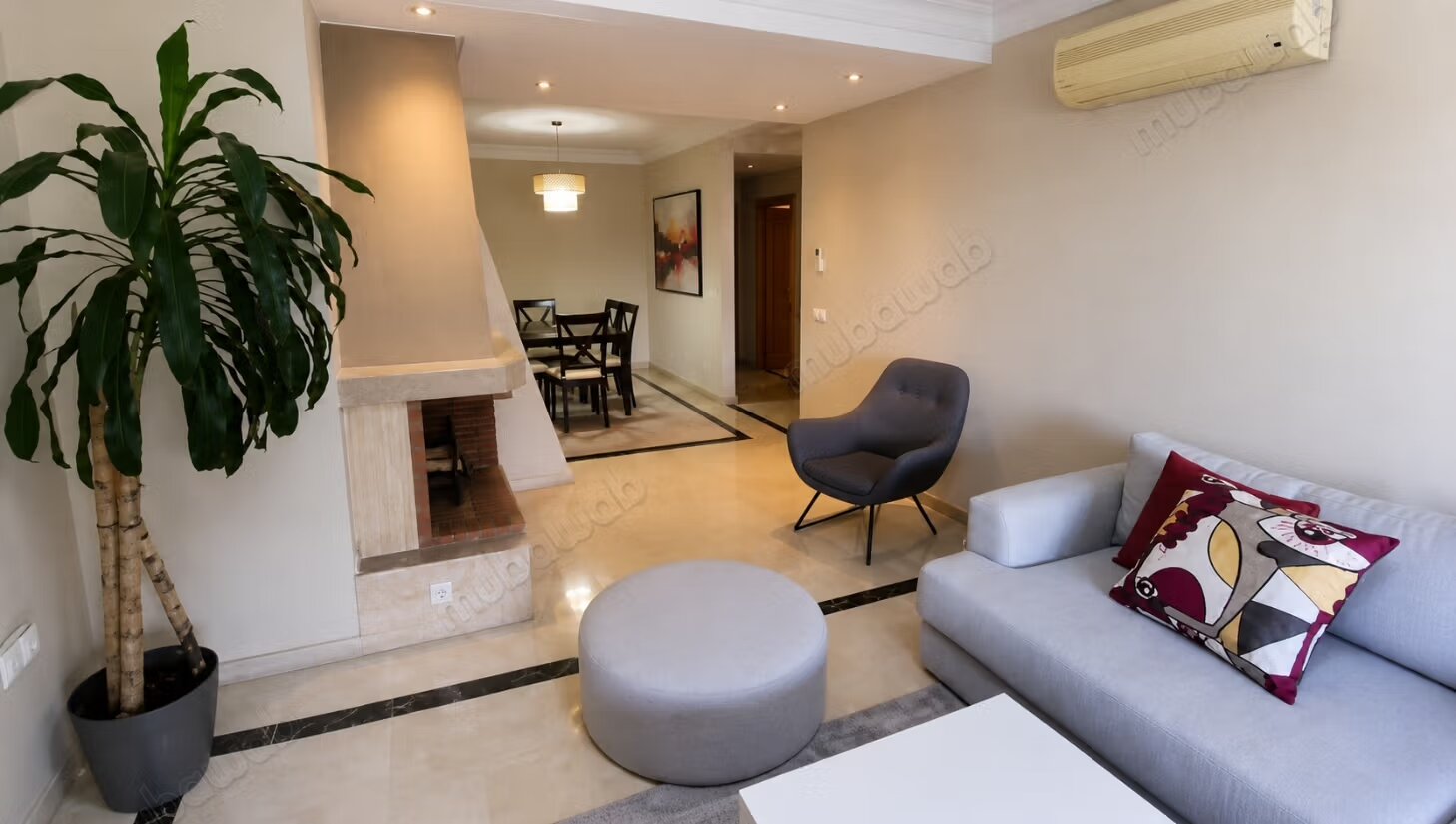 Apartment 140 m² for rent in Casablanca — Photo 2