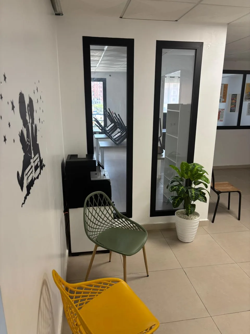 110 m² office for rent in Marrakech — Photo 2
