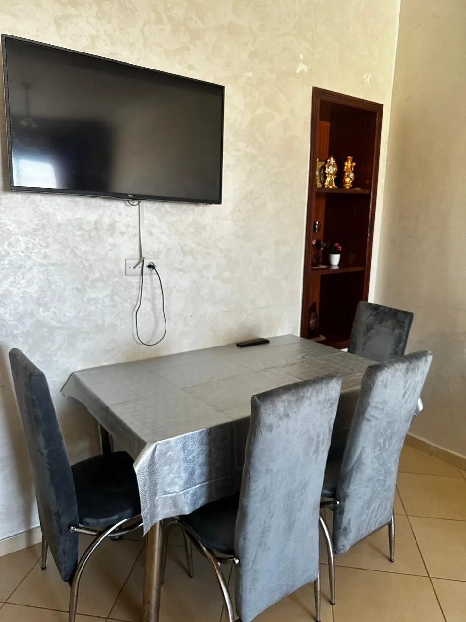 Appartement Meublé Tout Équipé à Louer par Jour — Photo 5