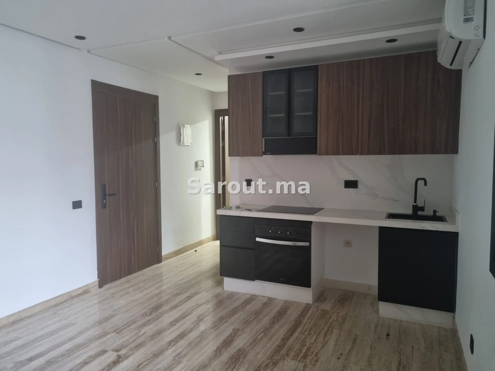 STUDIO NEUF NON MEUBLÉ • HAUT STANDING À LOUER À CASABLANCA - QUARTIER BELVÉDÈRE — Photo 4