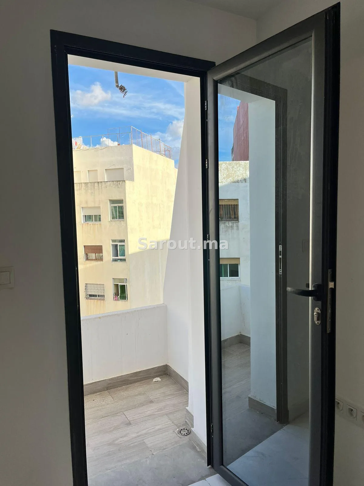 Bureau neuf 88 m² – Centre-ville Tanger – 10 500 DH – Syndic + TSC inclus — Photo 8