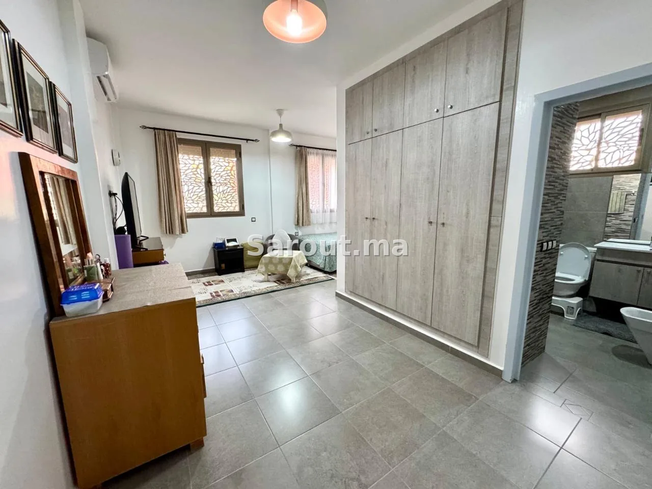 APPARTEMENT SPACIEUX A SAISIR HAY MOHAMMADI — Photo 3